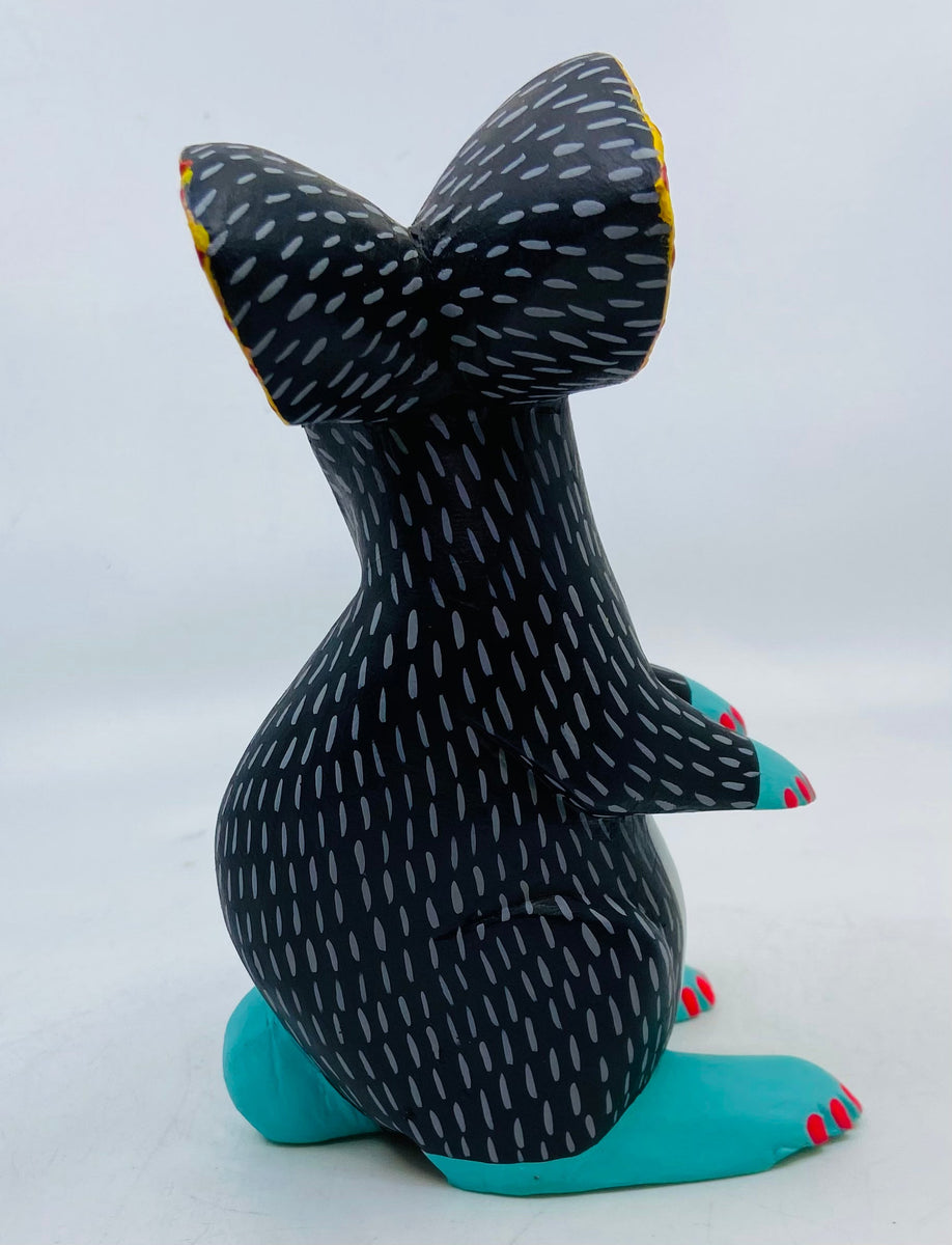 black-rabbit-milagros-seattle-819406_1200x1200.heic?v=1734072463