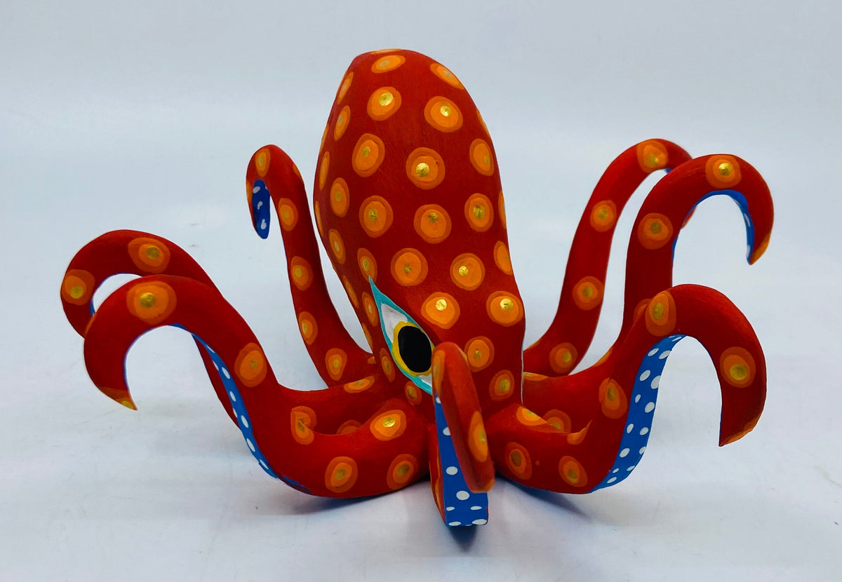 small-orange-octopus-milagros-seattle-580581_1200x1200.heic?v=1715898883