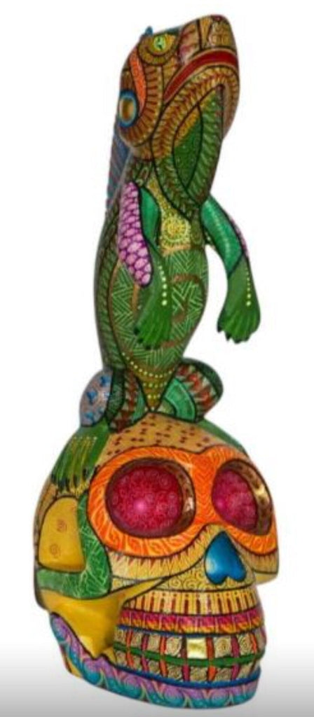 zapotec-iguana-headdress-on-