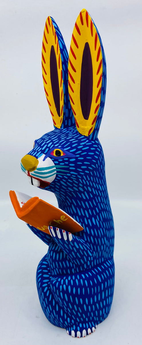 reading-rabbit-milagros-seattle-242704_1200x1200.heic?v=1681340509